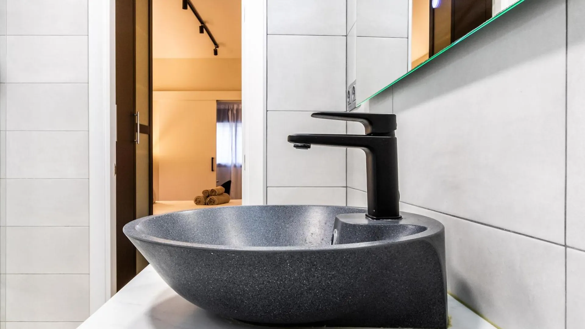 Exclusive Apartments Barcelona 4 Personas St Pere Terrassa Spain